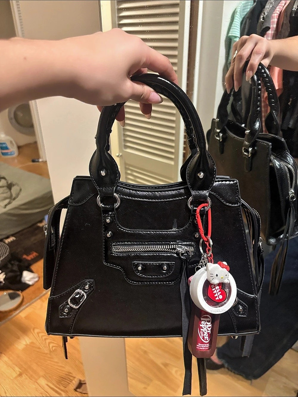 Black city style  with Braided Handles